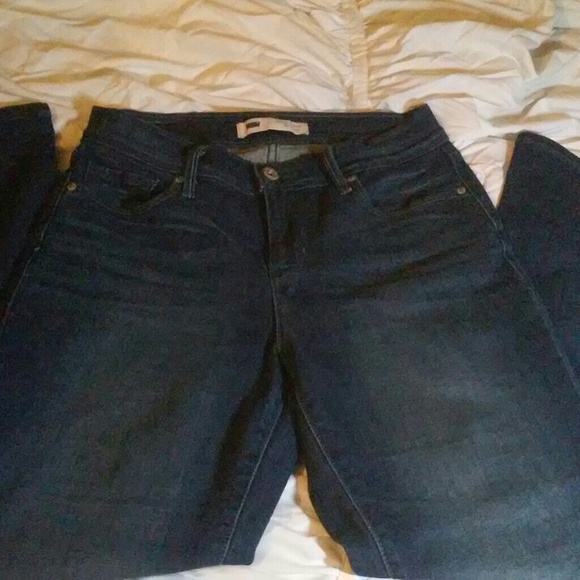 Levi's Perfectly Slimming 512 Bootcut Jean - Picture 3 of 4